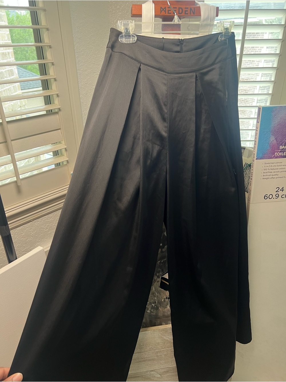 Wide-Leg Black Pleated Women's Pants